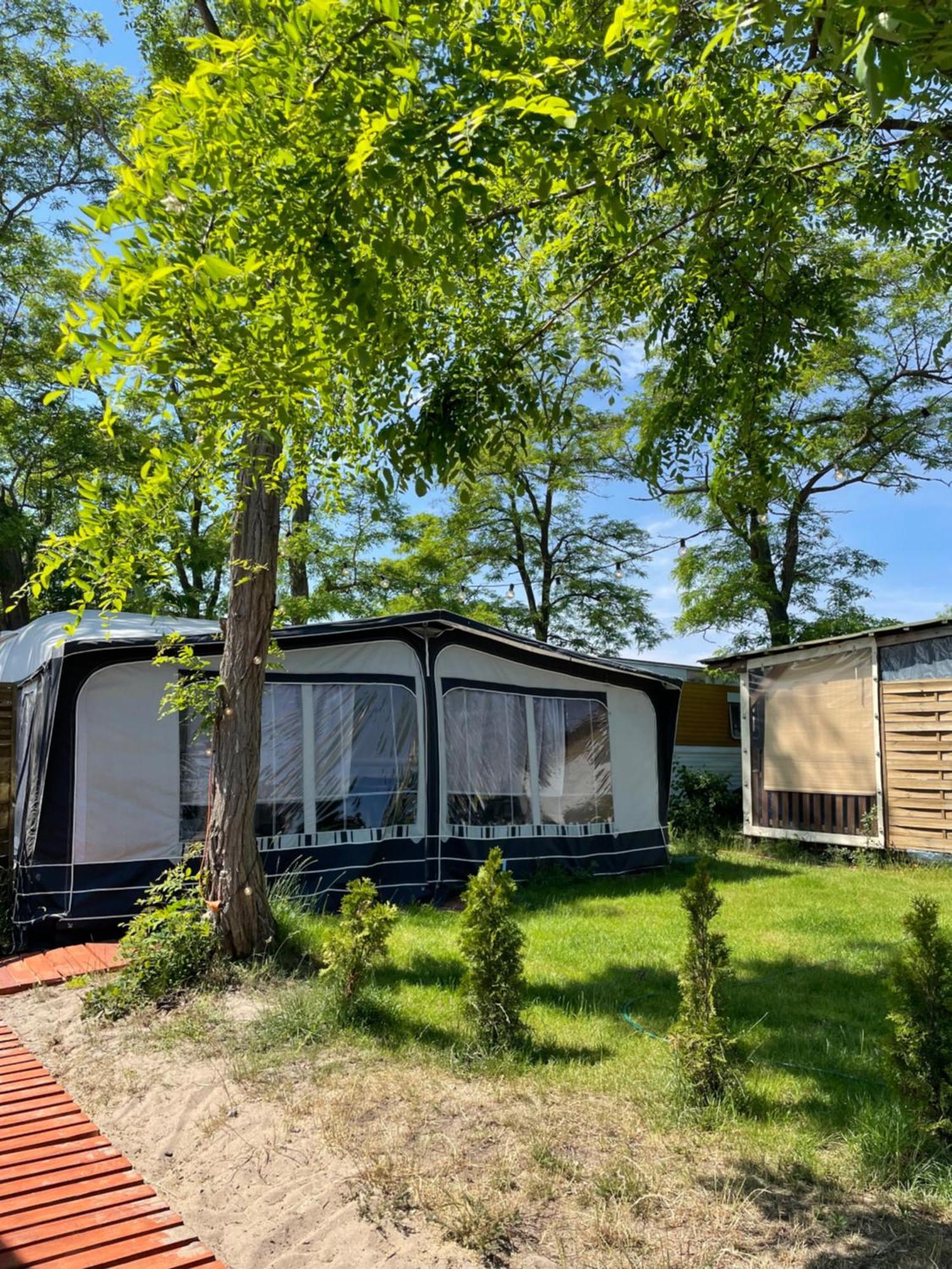Kemp Sonata Camp *